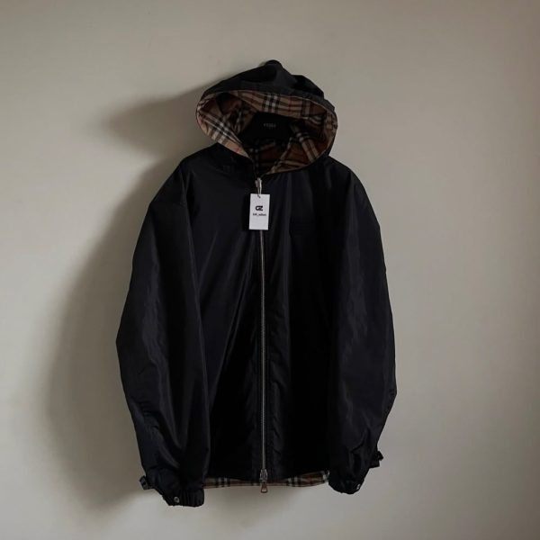 Burberry 雙面格紋夾克外套