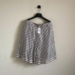 Dior 滿印絲綢短褲