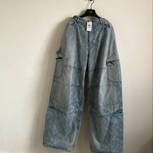 巴黎世家 滿印拼接牛仔褲