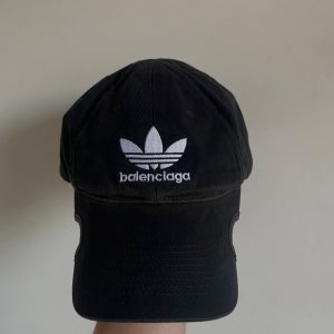 巴黎世家 adidas 做舊刺繡棒球帽