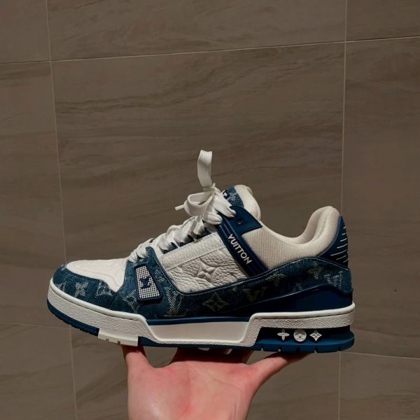 LV trainer 牛仔白